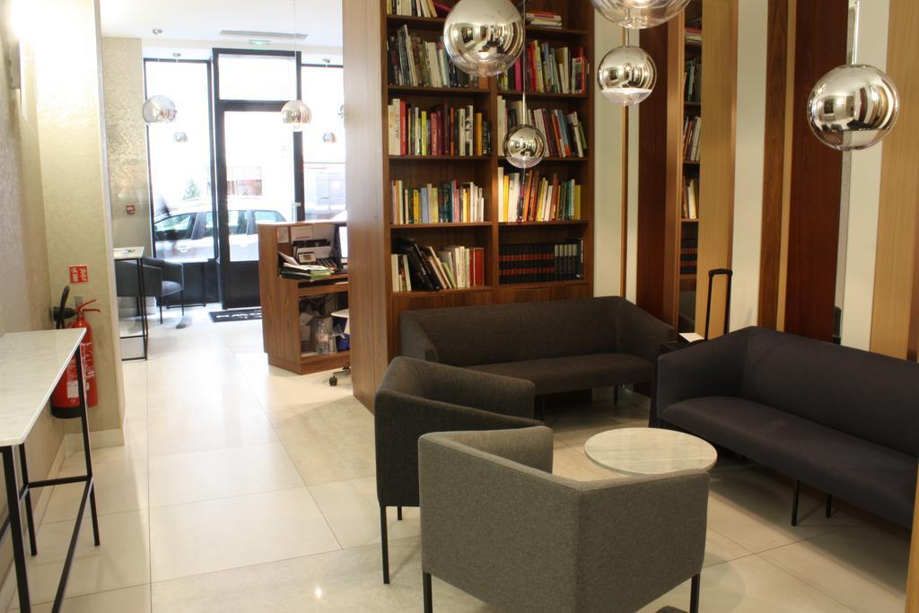 Le Malown Paris Ngoại thất bức ảnh