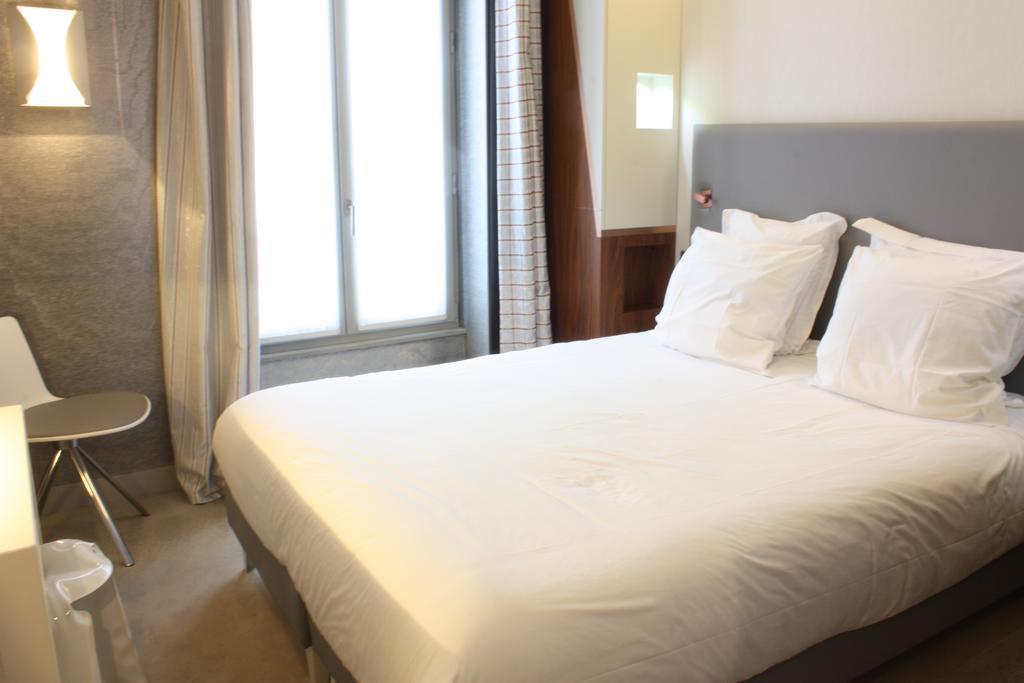 Le Malown Paris Ngoại thất bức ảnh