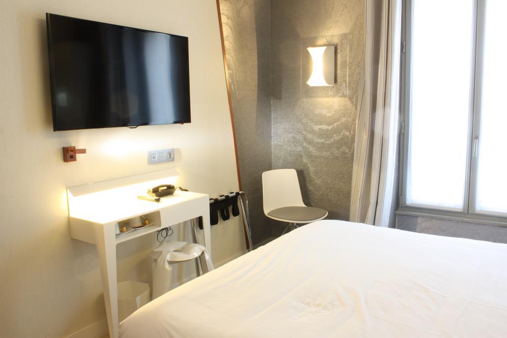 Le Malown Paris Ngoại thất bức ảnh