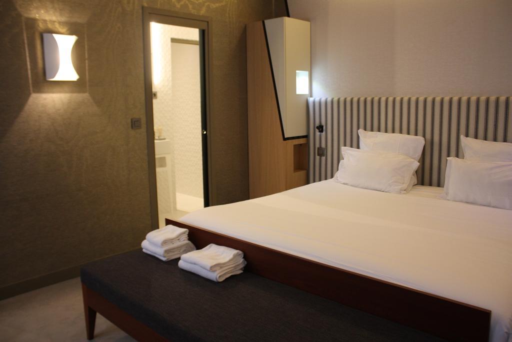 Le Malown Paris Ngoại thất bức ảnh